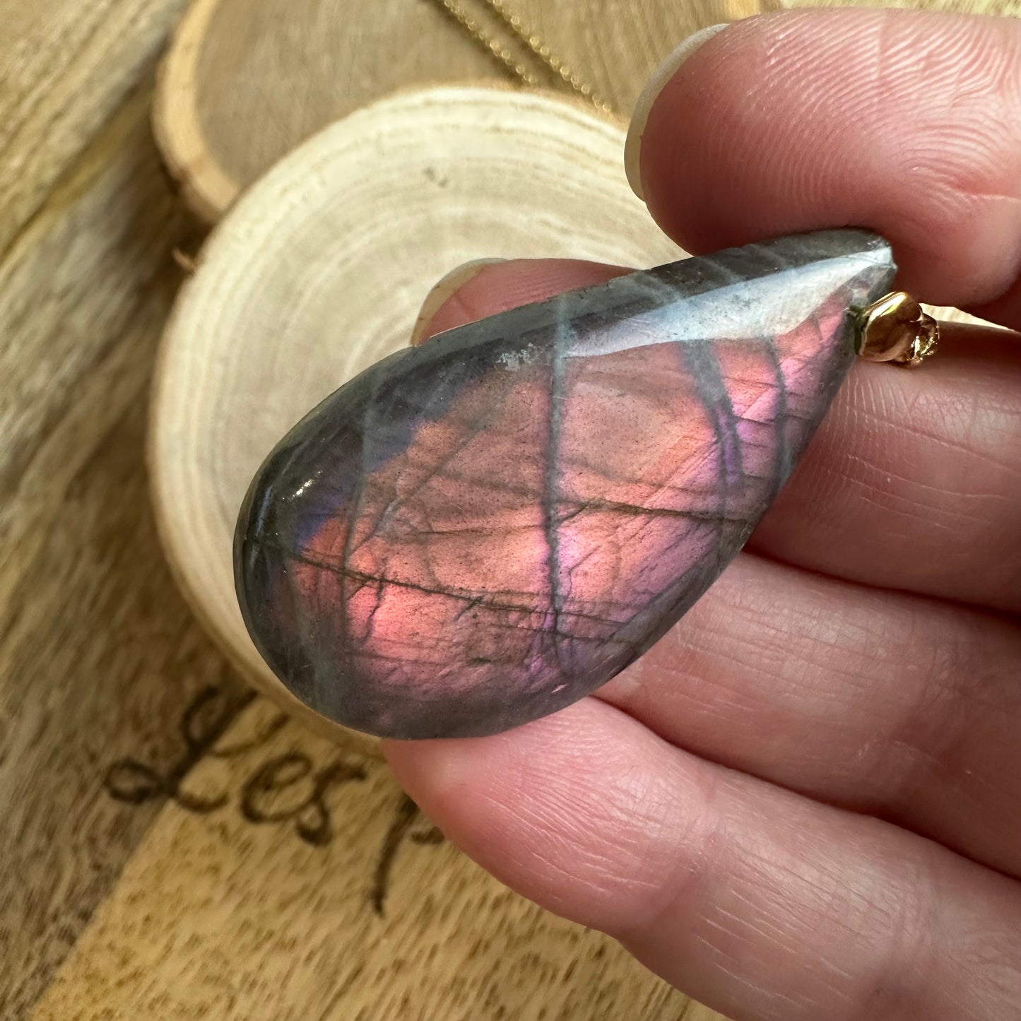 Pendentif Labradorite  – Protection, Intuition et Bouclier énergétique (REF 471)