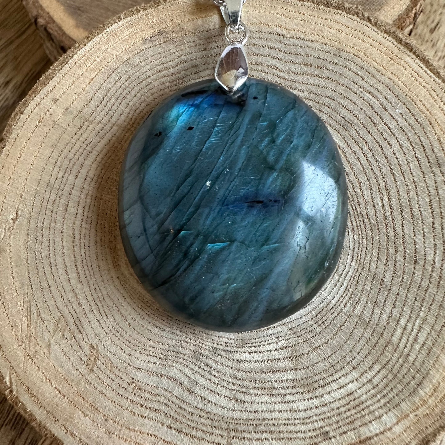 Pendentif Labradorite  – Protection, Intuition et Bouclier énergétique (REF 353)