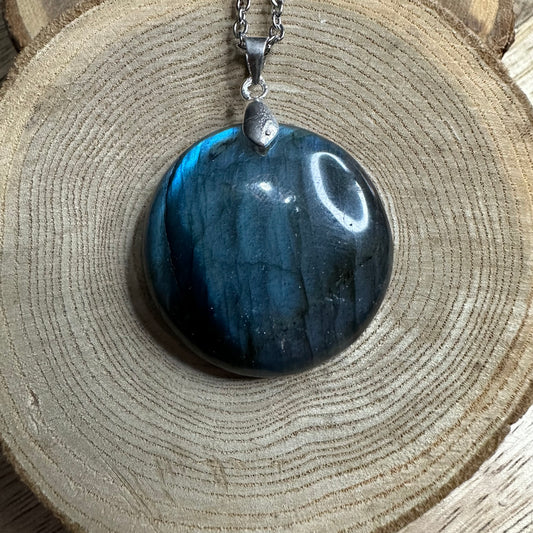 Pendentif Labradorite  – Protection, Intuition et Bouclier énergétique (REF 335)