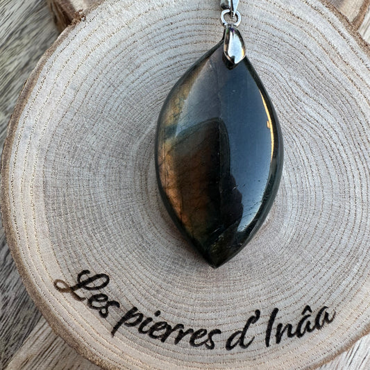 Pendentif Labradorite – Protection, Intuition et Bouclier énergétique (REF 196)