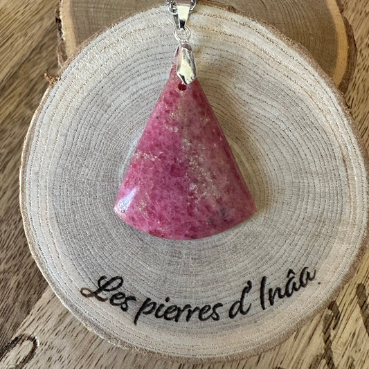 Pendentif Rhodonite – protection, apaisement, amour (Réf. 153)