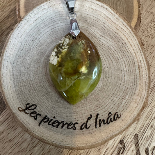 Pendentif Opale verte – Émotions, Lâcher-prise et Éveil énergétique (REF.176)