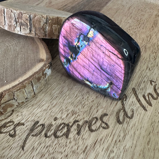 Mini Forme Libre Spectrolite– Protection, Intuition et Équilibre Émotionnel – Qualité Extra – REF 298 (129g)