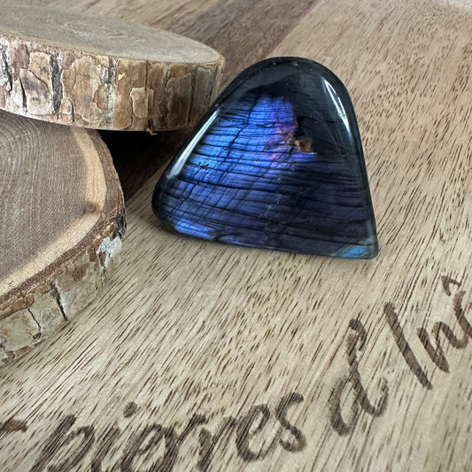 Mini Forme Libre Spectrolite– Protection, Intuition et Équilibre Émotionnel – Qualité Extra – REF 297 (76g)